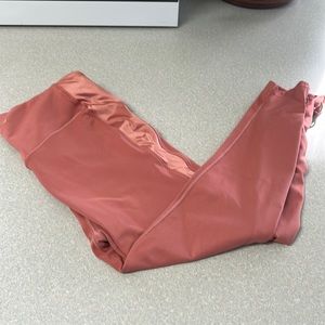 Women’s Victoria’s Secret extra-large workout leggings NWOT